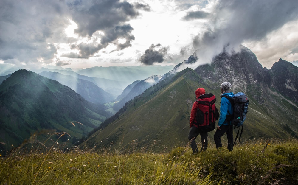 Viajar como mochilero: destinos top y el valor de hablar inglés